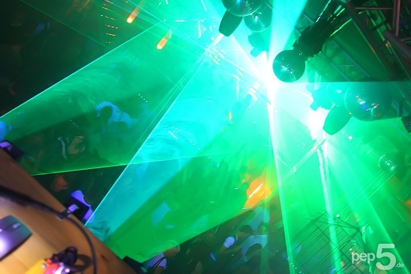 Pep5 216d6daee3e40c3c3eeea4e1527dc354